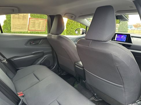 Certified 2024 Toyota Prius LE image 35