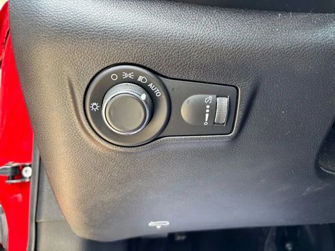 Used 2023 Jeep Compass Sport AWD/4WD image 11