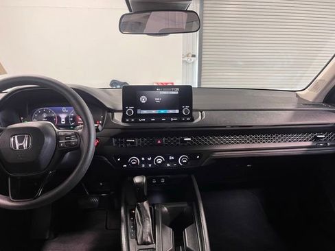 Used 2023 Honda Accord EX image 20