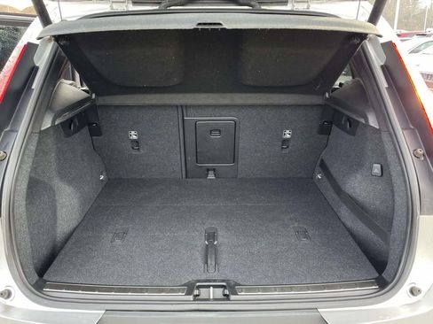 Used 2019 Volvo XC40 T5 Inscription image 30