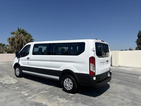 Used 2023 Ford Transit 350 XLT RWD image 7