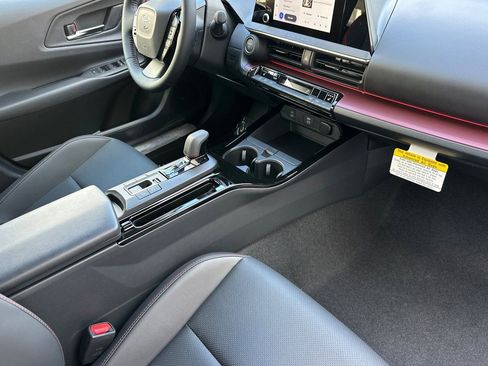 New 2026 Toyota Prius Plug-In Hybrid FWD image 16