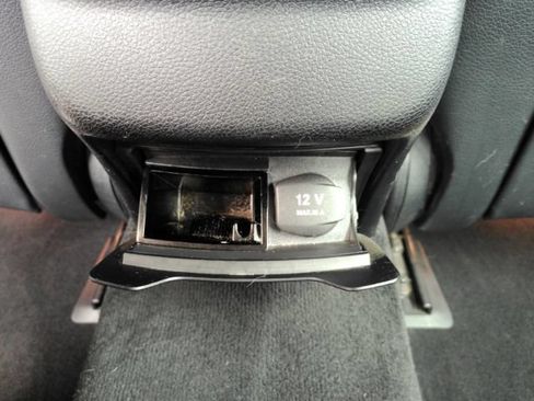 Used 2019 Mercedes-Benz C 300 Sedan w/ Multimedia Package image 28