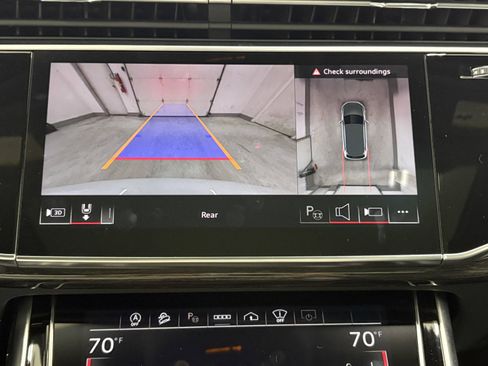 Used 2025 Audi Q7 3.0T Prestige image 17