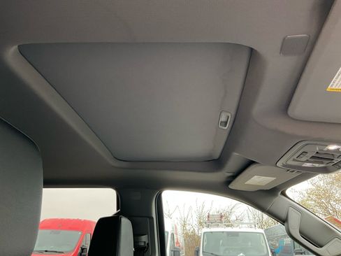 Used 2023 Chevrolet Silverado 1500 LT Trail Boss w/ Convenience Package II image 17