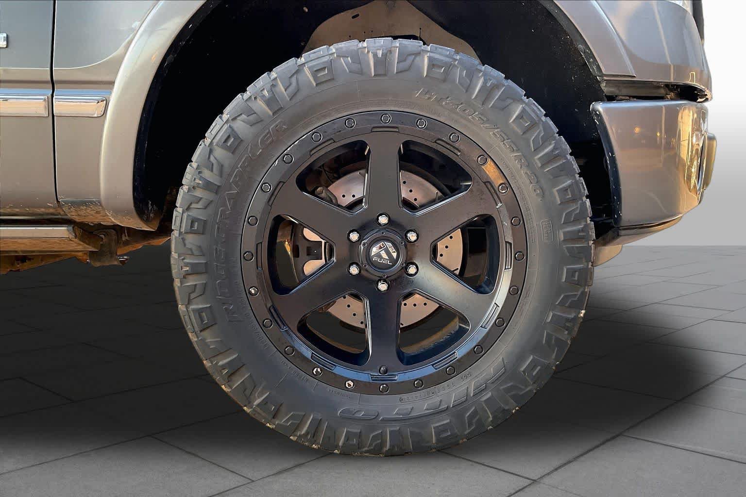 Used 2012 Ford F150 Platinum AWD/4WD image 12