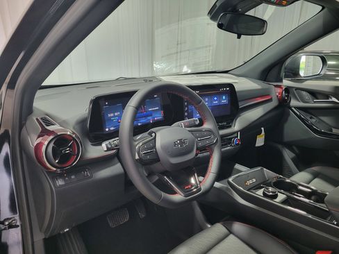 New 2026 Chevrolet Equinox RS w/ Convenience Package III image 32