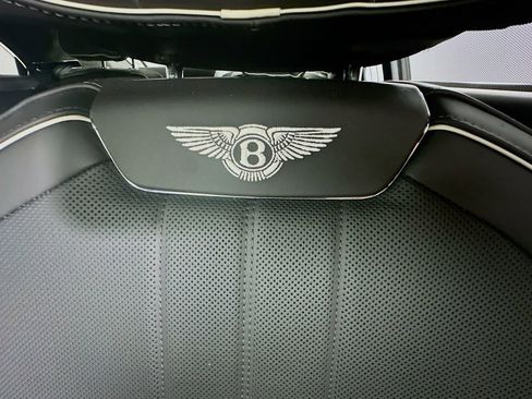 Used 2022 Bentley Flying Spur V8 AWD/4WD image 41