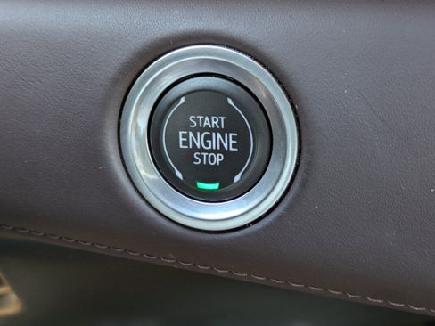 Used 2023 Cadillac Escalade Premium Luxury Platinum w/ LPO, Radiant Package AWD/4WD image 35