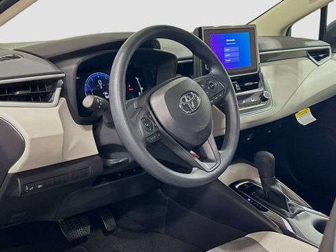 New 2026 Toyota Corolla LE FWD image 10