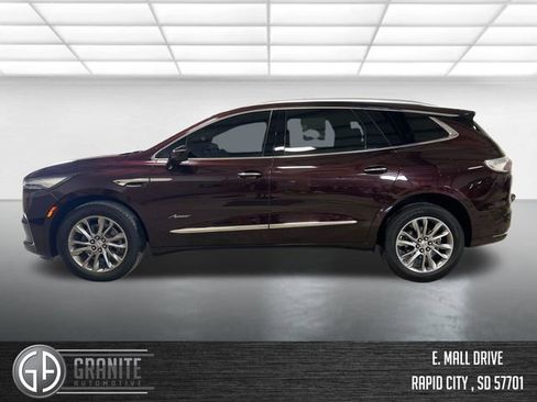 Used 2024 Buick Enclave Avenir w/ Avenir Technology Package AWD/4WD image 3