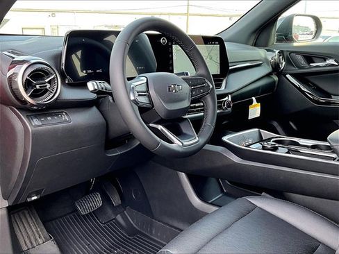 New 2026 Chevrolet Equinox LT w/ Convenience Package II image 8