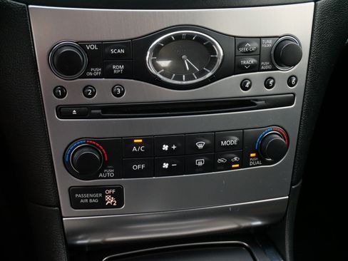 Used 2013 INFINITI G37 x Sedan w/ Premium Pkg AWD/4WD image 23