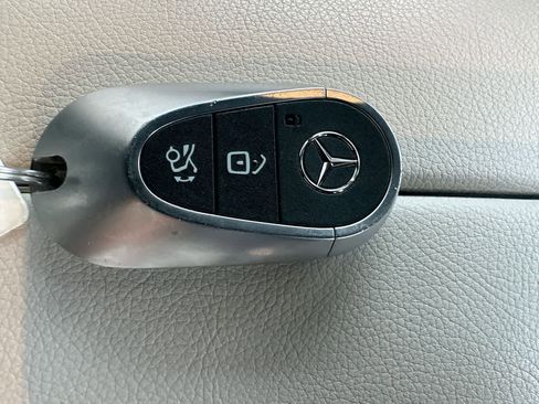 Used 2024 Mercedes-Benz C 300 Sedan image 28