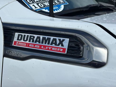 Used 2023 GMC Sierra 2500 AT4 w/ AT4 Preferred Package image 10