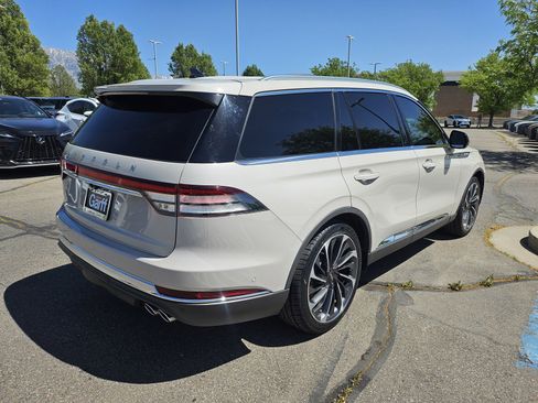 Used 2023 Lincoln Aviator Reserve w/ Equipment Group 201A AWD/4WD image 5
