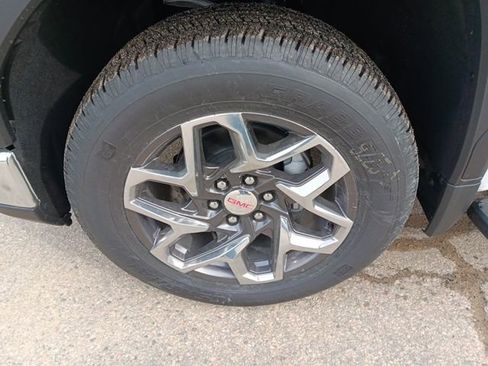 New 2026 GMC Sierra 1500 SLT w/ SLT Premium Package image 5