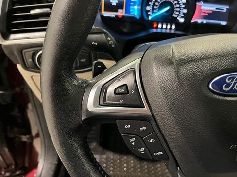 Used 2017 Ford Edge Titanium w/ Technology Package image 23