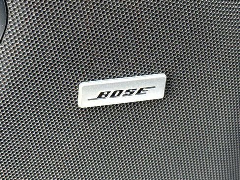 Used 2023 Chevrolet Suburban Premier image 17