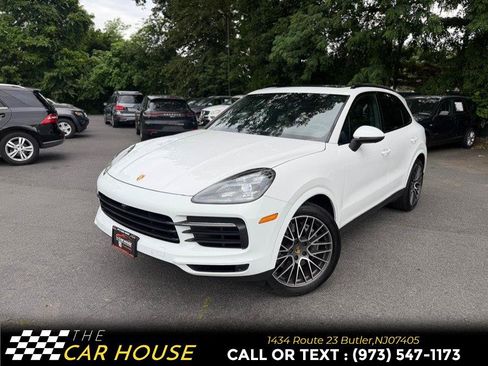 Used 2021 Porsche Cayenne AWD/4WD image 1