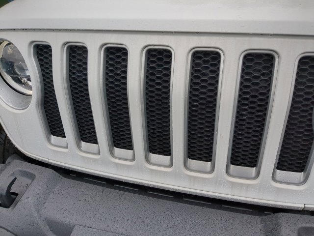 Used 2023 Jeep Wrangler Unlimited Sahara w/ LED Lighting Group AWD/4WD image 19