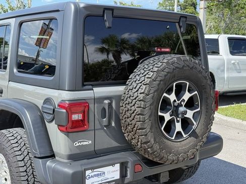 Used 2021 Jeep Wrangler Unlimited Rubicon AWD/4WD image 11