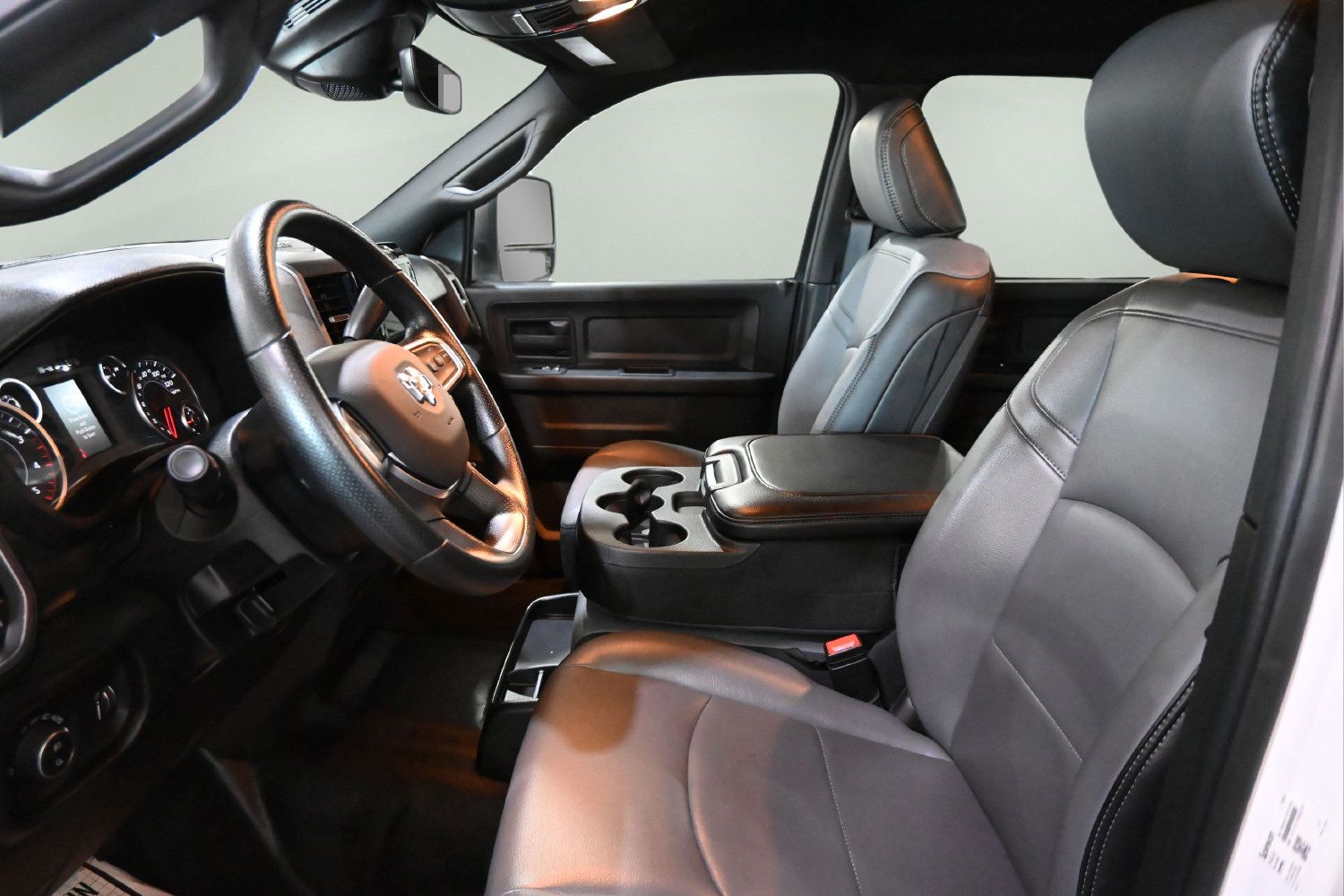 Used 2026 RAM 3500 Tradesman AWD/4WD image 25