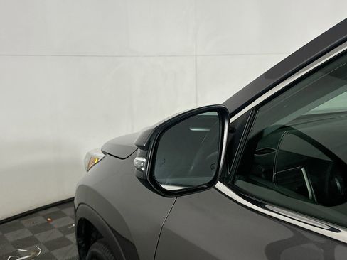 Used 2019 Toyota Highlander XLE image 16