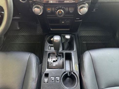 Used 2021 Toyota 4Runner Venture w/ Moonroof Package AWD/4WD image 11