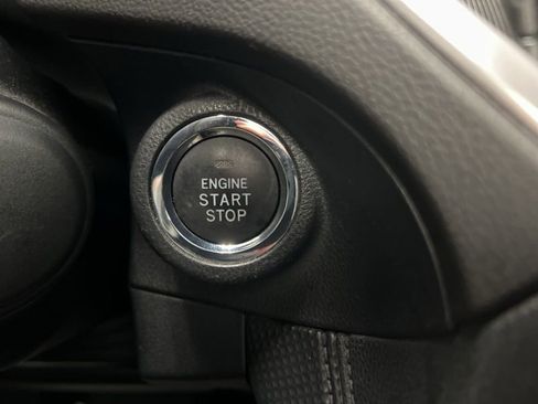 Used 2019 Subaru Forester Premium AWD/4WD image 29