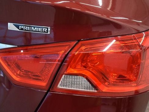 Used 2017 Chevrolet Impala Premier w/ Enhanced Convenience Package FWD image 12