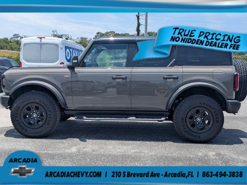 Used 2025 Ford Bronco Badlands AWD/4WD image 7