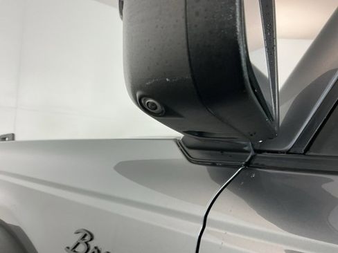 Used 2022 Ford Bronco Wildtrak image 11