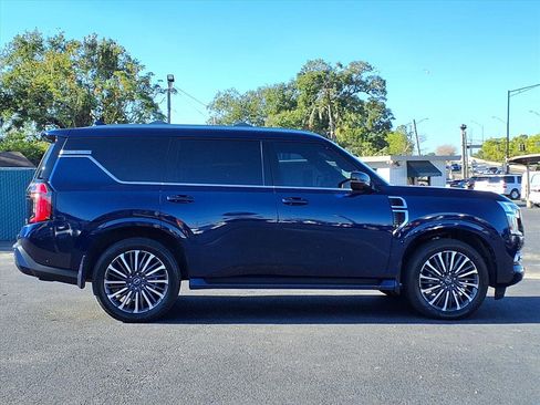 Used 2025 Nissan Armada Platinum Reserve image 32