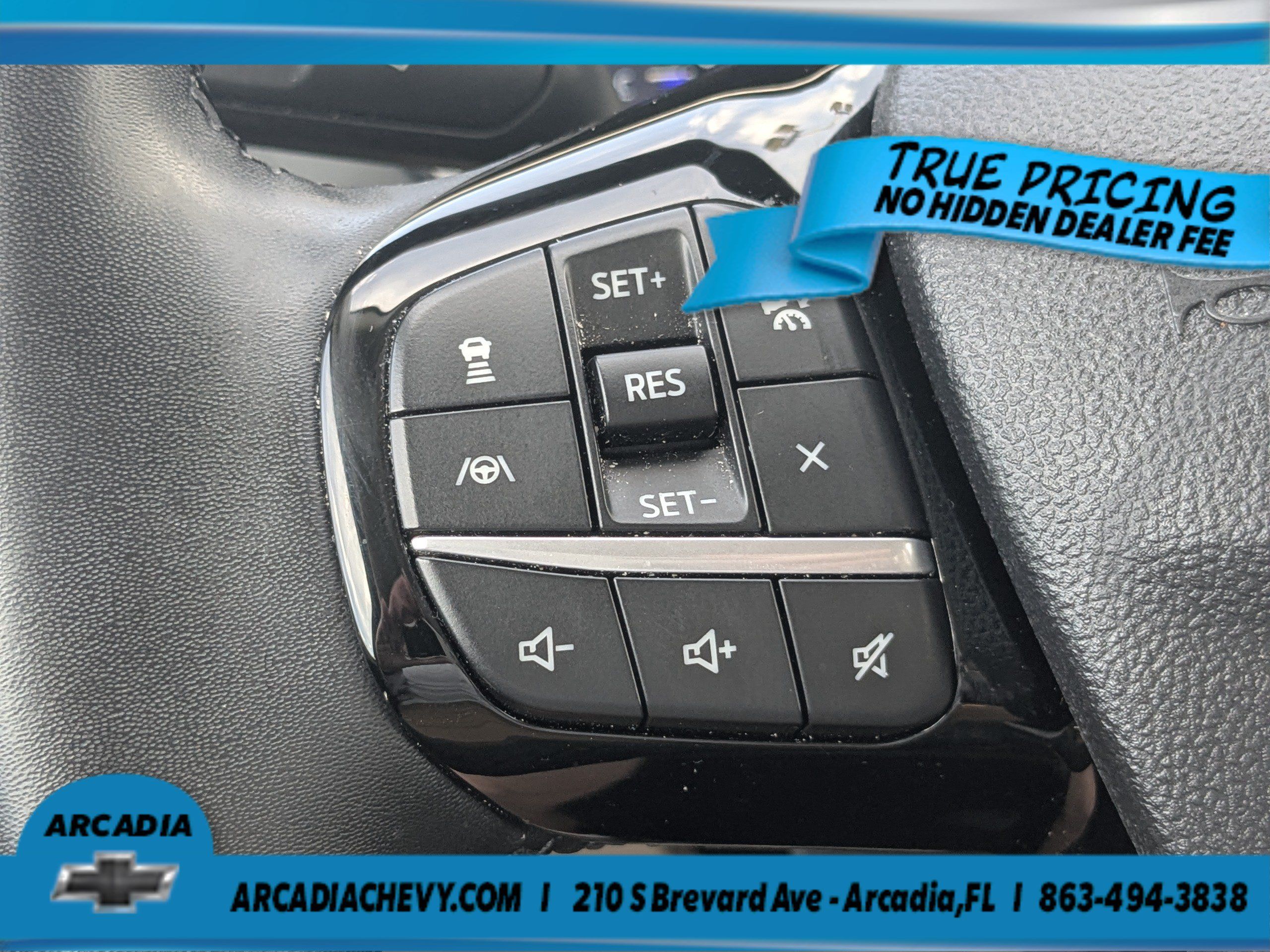 Used 2022 Ford Escape SEL w/ Technology Package FWD image 27
