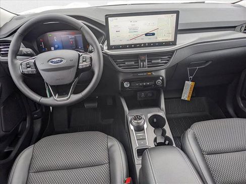 New 2024 Ford Escape SE image 15