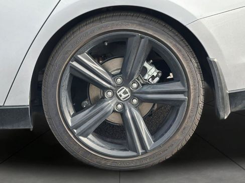 Used 2025 Honda Accord Sport image 11
