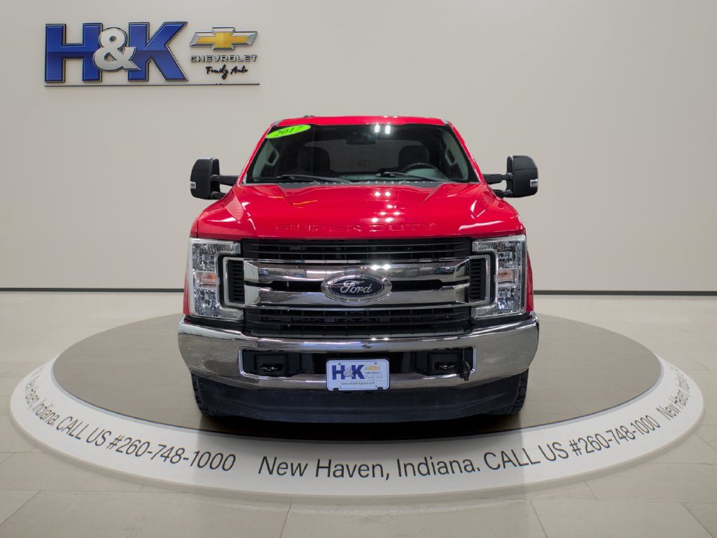 Used 2017 Ford F250 XLT AWD/4WD image 2