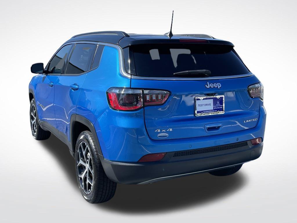 Used 2024 Jeep Compass Limited AWD/4WD image 4