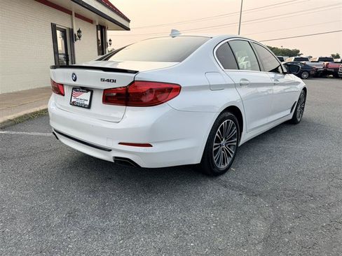 Used 2019 BMW 540i w/ Convenience Package RWD image 4