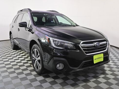 Used 2018 Subaru Outback 2.5i Limited image 9