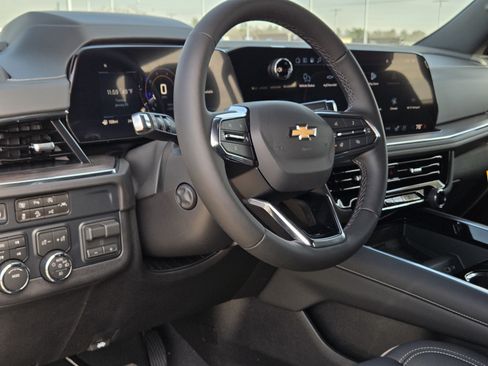 New 2026 Chevrolet Suburban Premier AWD/4WD image 16