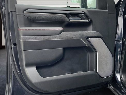 Used 2024 GMC Sierra 2500 AT4X w/ Snow Plow Prep/Camper Package image 17