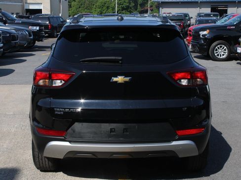 Used 2022 Chevrolet TrailBlazer LT AWD/4WD image 6