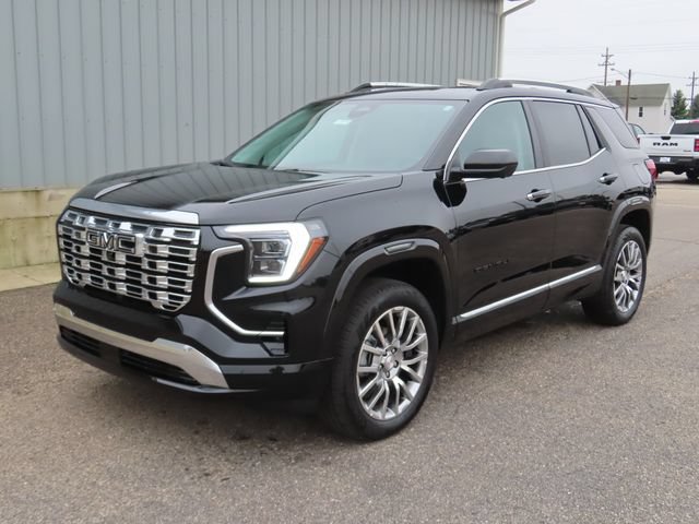 New 2026 GMC Terrain Denali w/ LPO, Black Badging Package AWD/4WD image 7