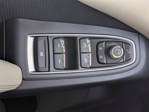 New 2026 Subaru Ascent Limited image 29