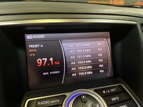 Used 2009 INFINITI G37 Journey w/ Premium Pkg image 33