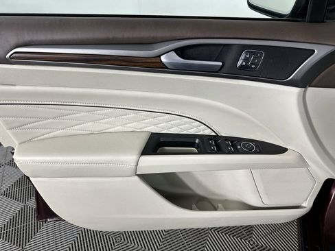 Used 2017 Ford Fusion Platinum FWD image 24