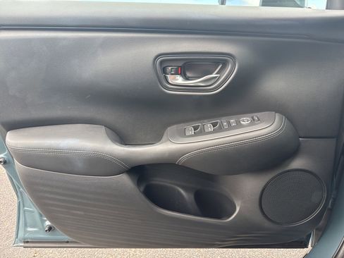 Used 2025 Honda HR-V EX-L image 19