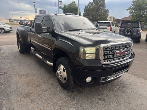 Used 2014 GMC Sierra 3500 Denali AWD/4WD image 4